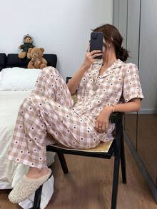 Dream Adore 女士格子爱心印花翻领短袖睡衣套装 - 彩色 - 查看 1