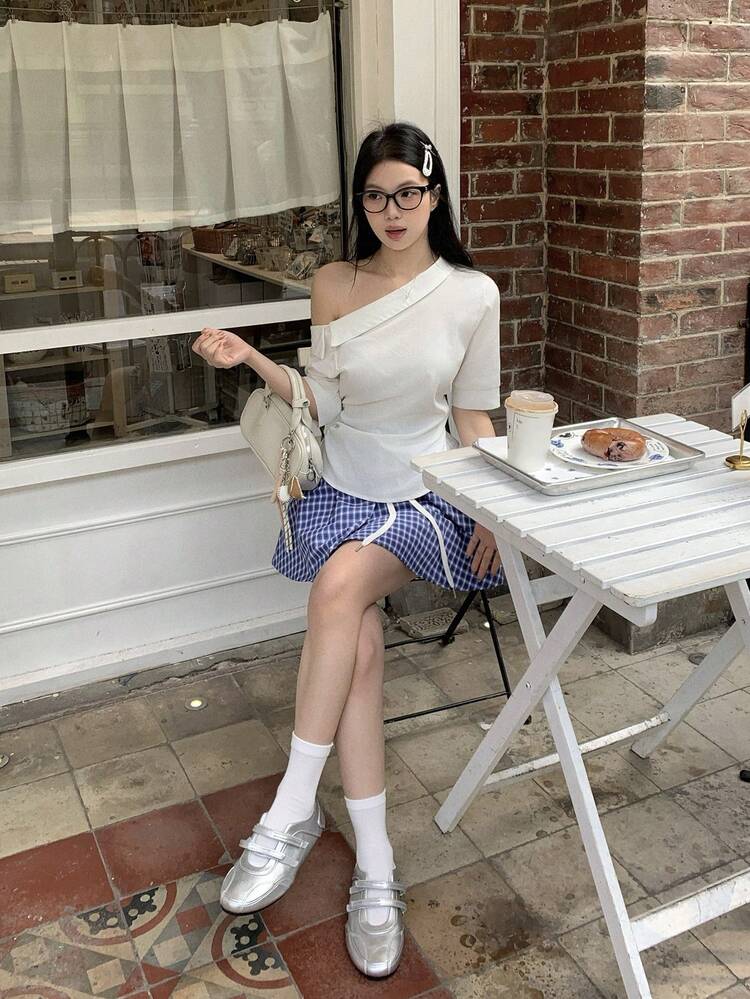 Women's Elegant Off-Shoulder T-Shirt, Waist Cinched, Slim Fit Short Sleeve Blouse, Suitable For Work Summer