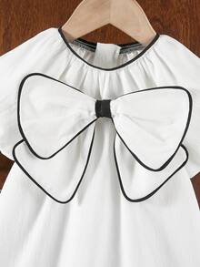 SHEIN 可爱蝴蝶结拼接短袖连衣裙，适合女宝宝，夏季 - 白色 - 查看 5