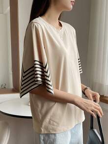 DAZY Striped Print Round Neck Tee - Khaki - View 6