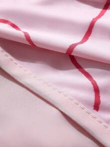 1 buah Selimut Polyester Bermotif Pita, Terasa Sejuk, Kreatif dan Menyenangkan, Terbuat dari Polyester yang Nyaman dan Bernapas, Cocok untuk Musim Panas, Digunakan di Kamar Tidur, Dekorasi Rumah - Berwarna merah muda - View 4