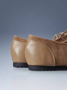 CUCCOO GRLICON Women's Square Toe Lace-Up Design Casual Flat Shoes For Christmas Valentine's Day - Khaki - View 5