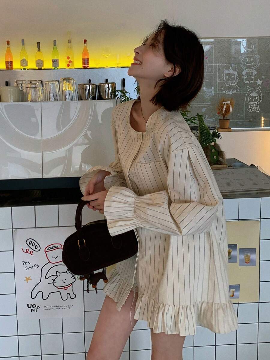 DAZY 女士拼接荷叶边长袖条纹衬衫，春季新款小众清新宽松双口袋衬衫 - 杏色 - 查看 1