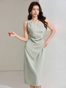 DAZY Women's Elegant Solid Color V-Neck Pleated Sleeveless Mid-Length Dress, Summer Wedding Guest Dress - Green - View 7