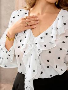 Flirla Set da 2 pezzi da donna taglie forti, composto da blusa ampia con balze e motivo a pois, e gonna a-line - Bianco e nero - Visualizzare 6