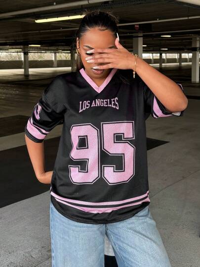 Slaydiva 女款休闲简约字母数字图案T恤，适合夏季，网眼面料，数字95印花，拼色，适合运动比赛，休闲简约V领加大码T恤，适合夏季