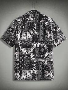 GENTILAND Men's Clover Print Short Sleeve Single-Breasted Casual Shirt Fashion Casual St.Patrick's Day Edition Men's Slim Fit Short Sleeve Button Down Shirt With Faux Sequins Sequins, Clover Pattern Digital Full Print, Suitable For Holiday Parties, Dating, Gift For Boyfriend For Husband For Going Out - Multicolor - View 3