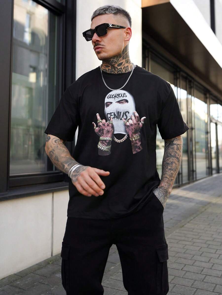 Artur Kramer 男士时尚蒙面人印花圆领短袖 T 恤 - 黑色 - 查看 1