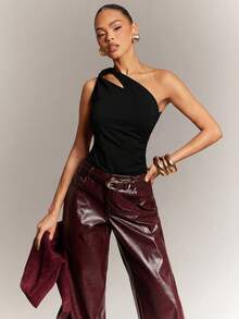 Hauture Asymmetric Shoulder Elastic Fitted Cropped Casual Knit Top - Black - View 5