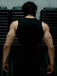 RISE LYT Men's Black Sleeveless Sports Tank With Figure Print Round Neck Regular Length Top For Gym Workout - Black - View 2