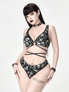 ROMWE Gothic Skull, Butterfly, Moth, Mushroom & Plant All-Over Print Wireless Bralette & Panty Set - Black - View 4