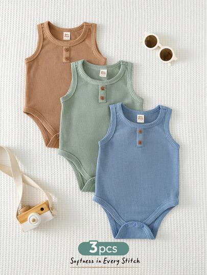 Cozy Pixies 3件套男婴纯色柔软针织圆领短袖连体衣套装，百搭舒适