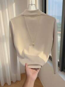 SHEIN PETITE Women's Elegant Round Neck Solid Color Shoulder Design Metal Button Decor All-Match Long Sleeve T-Shirt, Versatile For Spring/Summer - Khaki - View 2