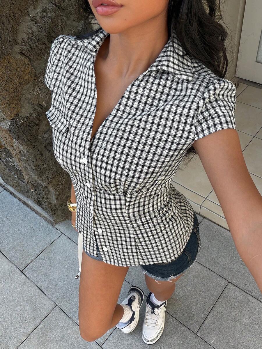 SHEIN HypeZone Women's Street Style Black & White Plaid Cap Sleeve Fitted Blouse - Black and White - View 1