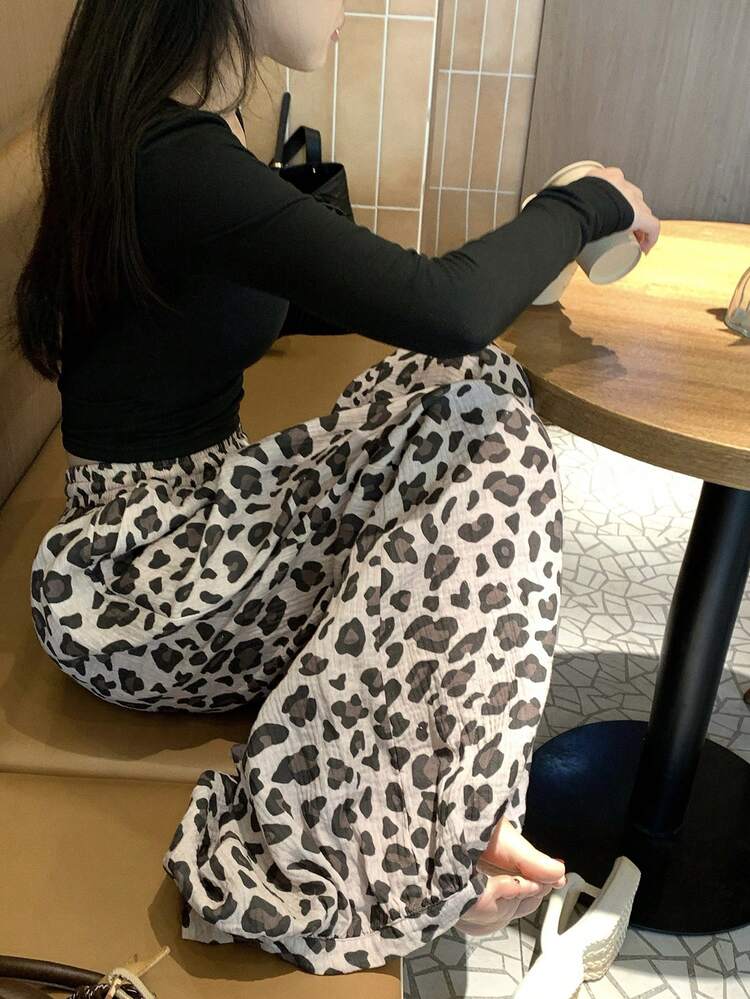 Women's Leopard Print Loose Fit Casual Street Style Comfortable Atmosphere Full Print Pants