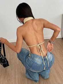 SHEIN Unity Áo hai dây nữ kiểu dáng thường ngày gợi cảm, cổ khoét sâu, cổ xếp ly, lưng hở, buộc dây. - Vàng nhạt - Xem 2