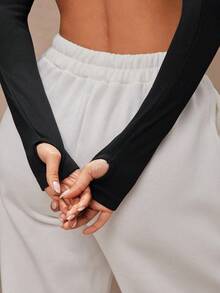 Lumalex Seamless Stretchy Yoga Fitness Top, Long Sleeve - Black - View 7