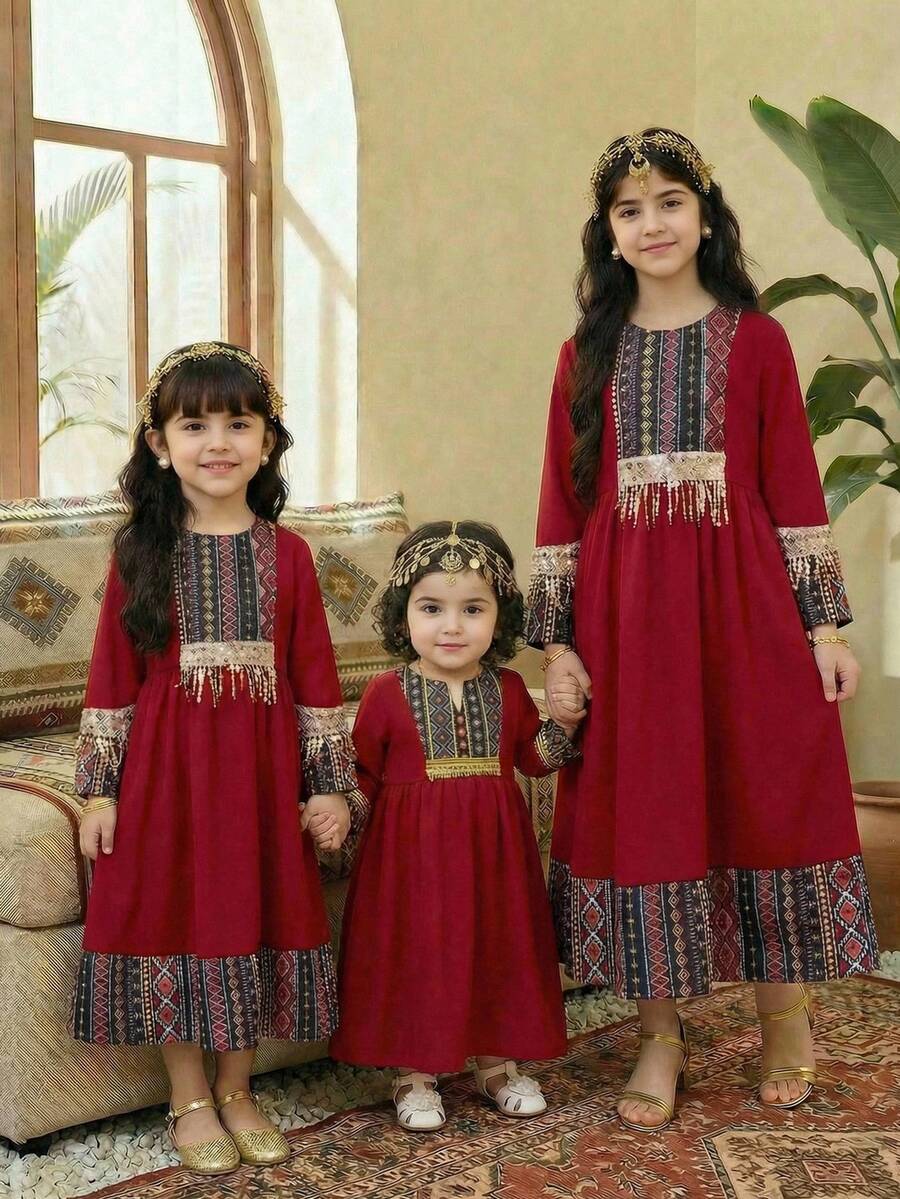 SHEIN 年轻女孩撞色编织圆领流苏休闲连衣裙 - 紅色 - 查看 1