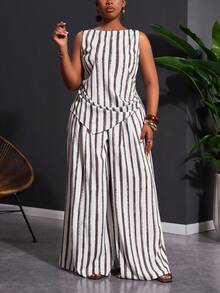 SHEIN CURVE+ Bộ đồ nữ cỡ lớn mùa hè gồm áo và quần ống rộng màu nâu kẻ sọc rộng, cổ tròn, không tay, xếp ly, dáng bất đối xứng, thích hợp cho mùa hè, đi biển, các dịp trang trọng, sự kiện xã hội, đi làm, sinh hoạt hàng ngày, công sở, sân bay, tiệc tùng, lễ tốt nghiệp, v.v. - Nhiều màu - Xem 4