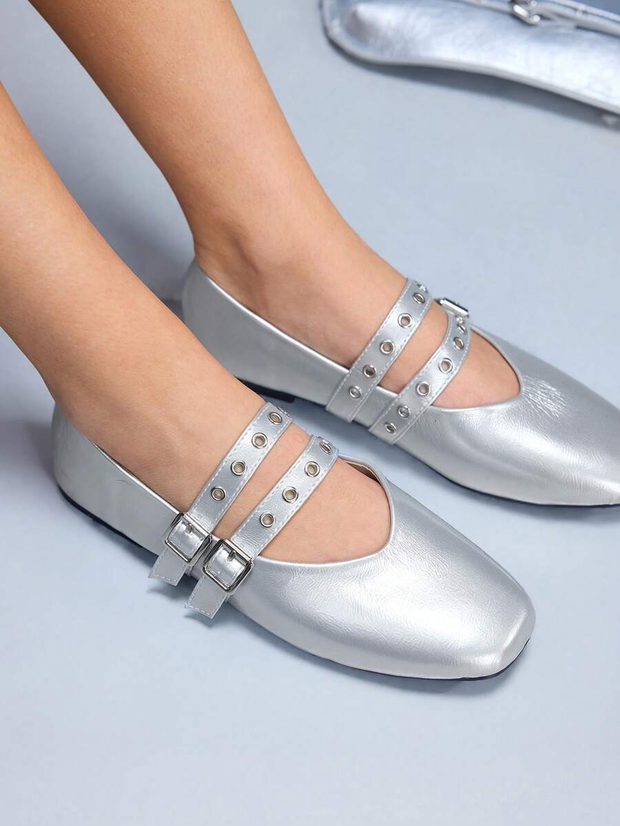 CUCCOO GRLICON Women's Rhinestone Decor Buckle Design Flats, Fashionable For Daily Wear, Suitable For Christmas, Thanksgiving, New Year Party Valentine's Day - Silver - View 1