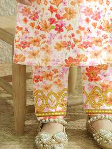 SHEIN 可爱甜美粉色碎花女婴夏秋季上衣和裤子套装 - 彩色 - 查看 6