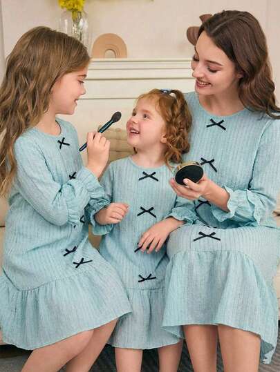 女童蝴蝶结针织长袖圆领上衣 + 休闲荷叶边下摆，舒适家居服，春秋季