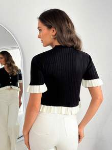 SHEIN Ruffle Trim Ribbed Knit Short Sleeve Button Front Top Women Slim Fitted V Neck Elegant Contrast Frill Summer Chic Tee - Black and White - View 2