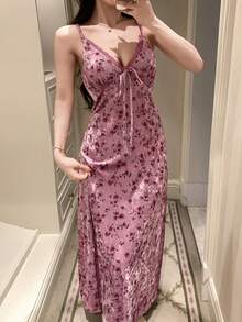 DAZY Charming Vintage Floral Pattern Velvet & Lace Patchwork Slim Fit Long Nightgown For Women - Dusty Purple - View 4
