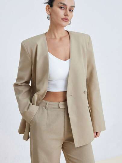 Aveloria Modichic Completo giacca e pantaloni beige doppiopetto con giacca senza colletto a scollo a V e pantaloni a gamba dritta, sartoria raffinata, stile moderno minimalista, adatto per riunioni in ufficio, pendolarismo, trattative d'affari e occasioni formali