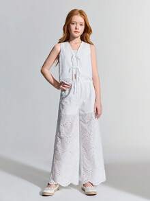 Maija Kids Maija Kids Bộ trang phục thường ngày cho bé gái tuổi teen: áo hai dây trắng thêu họa tiết và quần ống rộng. - trắng - Xem 3
