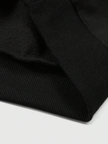 Manfinity EMRG Men's Street Style Butterfly & Pink Sakura Flower Print Hoodie - Black - View 4