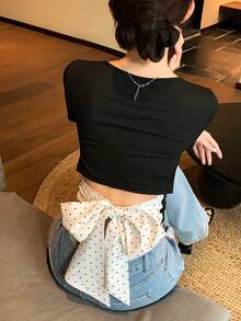 FRIFUL Áo thun nữ cổ tròn chấm bi phối nơ sau lưng, kiểu dáng gợi cảm, ngọt ngào. - màu đen - Xem 1