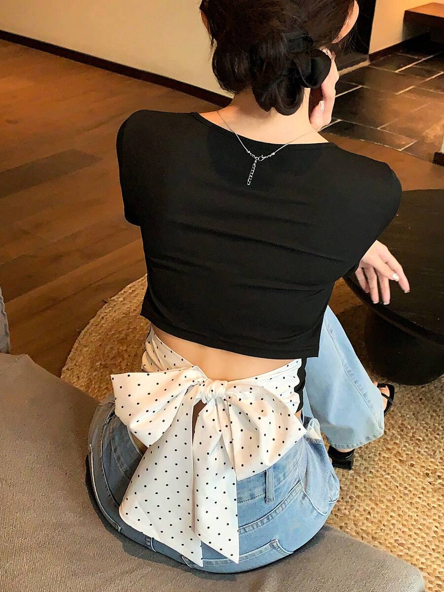 FRIFUL Áo thun nữ cổ tròn chấm bi phối nơ sau lưng, kiểu dáng gợi cảm, ngọt ngào. - màu đen - Xem 1