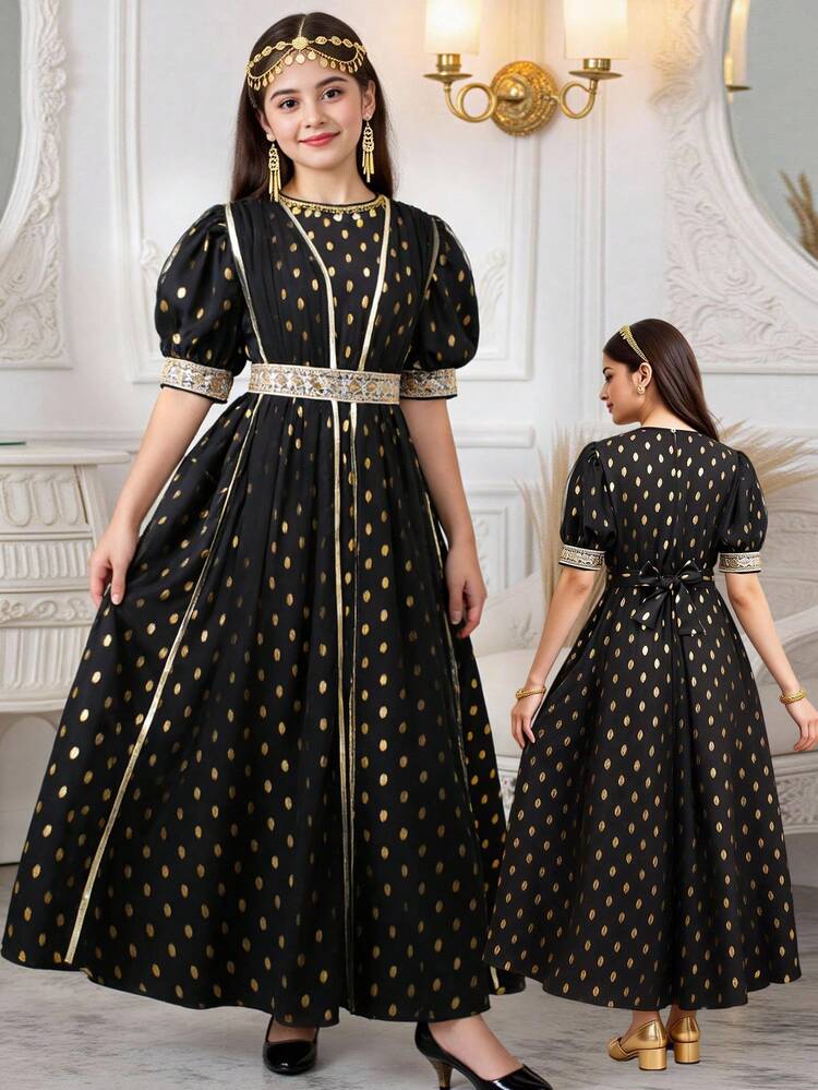 SHEIN Đầm ngắn tay mỏng nhẹ họa tiết chấm bi mùa hè mới dành cho thiếu nữ, kiểu dáng thanh lịch, thắt eo sang trọng, mang hơi hướng retro, tôn lên vẻ nữ tính. Chân váy dài vừa phải. - màu đen - Xem 7