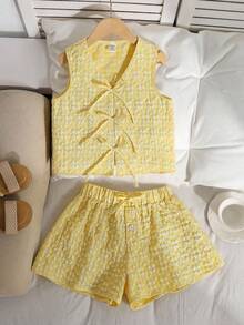 Tween Girl Casual Yellow Jacquard Bow Tie Strap Tank Top And Shorts 2 Piece Set, Yellow Textured Two Piece, Girl Two Piece Outfit, Yellow Two Piece Set Summer, Kids Yellow Shorts Set, Yellow Two Piece Short Set - Yellow - View 9