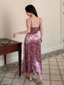 DAZY Charming Vintage Floral Pattern Velvet & Lace Patchwork Slim Fit Long Nightgown For Women - Dusty Purple - View 2