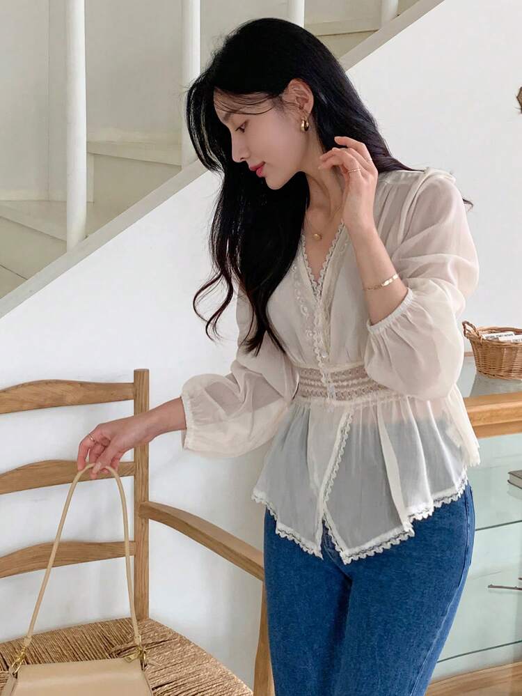 Women's V-Neck Waist Cinched Lace Patchwork Chiffon Blouse