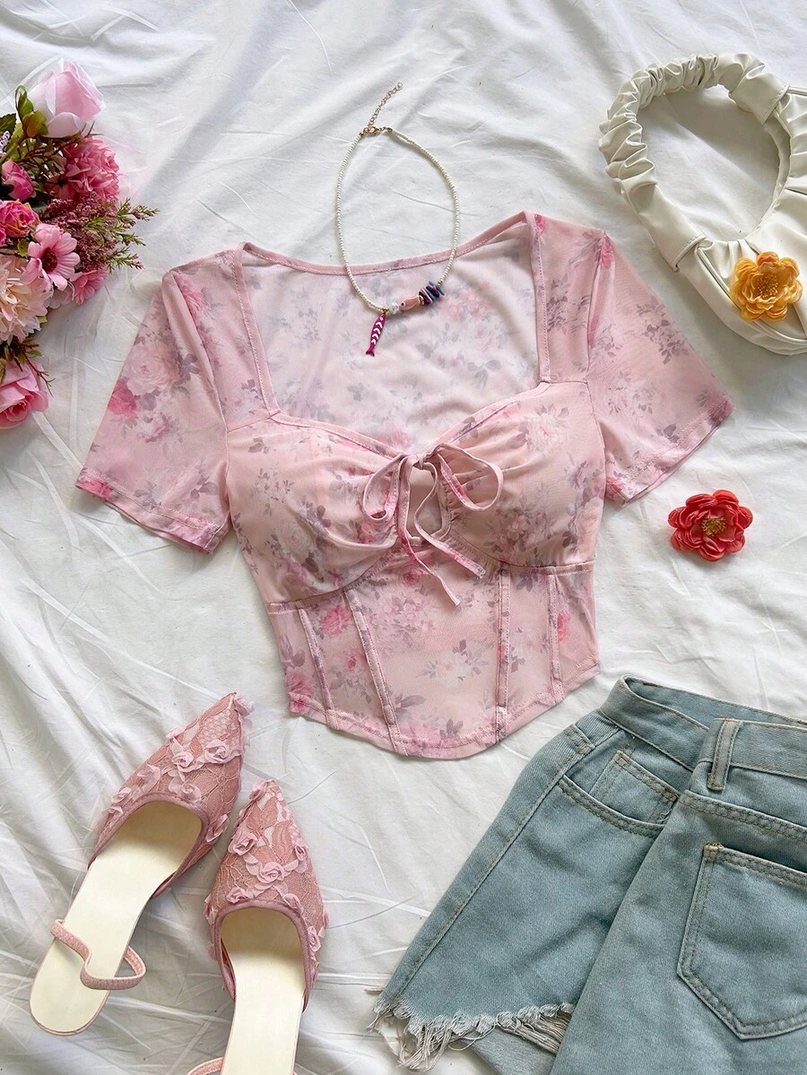 Soleia Áo croptop lưới màu hồng buộc dây phía trước dành cho nữ, họa tiết hoa, thích hợp cho mùa hè và mùa xuân, ngày lễ tình nhân, lễ hội hóa trang, đi biển, đi chơi, thanh lịch, đi nghỉ mát, thường ngày, áo croptop hoa hồng, áo mùa hè dễ thương, áo ren, mùa xuân đến hè, lễ Phục sinh, lễ hội hóa trang, tiệc hóa trang, đám cưới trên bãi biển, lễ tốt nghiệp trên bãi biển, áo nữ tính mùa hè cho nữ - Nhiều màu - Xem 1