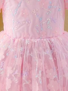 SHEIN Glamorique Kids Đầm công chúa cho bé gái, đầm hồng, đầm dự tiệc, đầm công chúa trẻ em, tay phồng, lưới thêu 3D, bốn mùa, đầm dự tiệc cho bé gái, đầm hoa 3D, lễ Phục sinh, mùa hè, đầm dự tiệc thanh lịch - Hồng - Xem 6