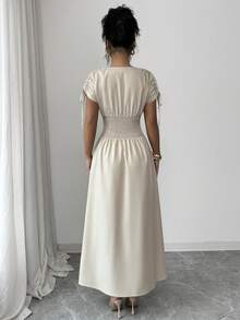 Elenzga 女士春夏优雅雪纺法式浪漫休闲连衣裙，适合通勤、度假、下午茶等场合，圆领，肩部抽绳设计，腰部收褶，A字长裙 - 杏色 - 查看 2