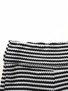 SHEIN 少女腰部褶皱黑白提花喇叭裤 - 黑與白 - 查看 6