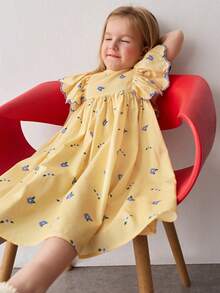 Maija Kids 年轻女孩编织黄色刺绣花卉图案圆领荷叶袖休闲连衣裙 - 黃色 - 查看 4
