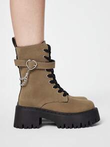 ROMWE Grunge Punk Botas femininas estilo punk gótico rock escuro com cadarço, cano curto com plataforma e sola grossa, perfeitas para o Natal e o Dia dos Namorados. - Camurça cáqui - Ver 4