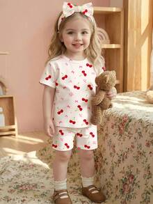 SHEIN 2pcs Baby Girl Casual Loose Fit Cherry, Floral, Bow Print Short Sleeve Round Neck T-Shirt And Skinny Bike Shorts Set, Suitable For Spring/Summer Daily Wear, Outings, Home, School - Multicolor - View 3