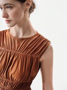 Aalyst Women's Fashion Sleeveless Multi-Layer Ruffle Hem Waist Cinched Vintage Elegant Casual Camisole, Suitable For Dates, Spring/Summer - Brown - View 4