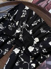 DreamSkyne Celana Wanita Ukuran Besar Motif Bunga Kecil Prancis Kasual Serbaguna - Hitam - View 3