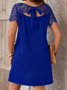 SHEIN Clasi Đầm ren viền lượn sóng tương phản, đầm màu xanh hoàng gia, đầm tay ngắn, đầm đi biển màu xanh dương, đầm thường ngày cỡ lớn, đầm xanh dương dành cho nữ. - Xanh đậm - Xem 2
