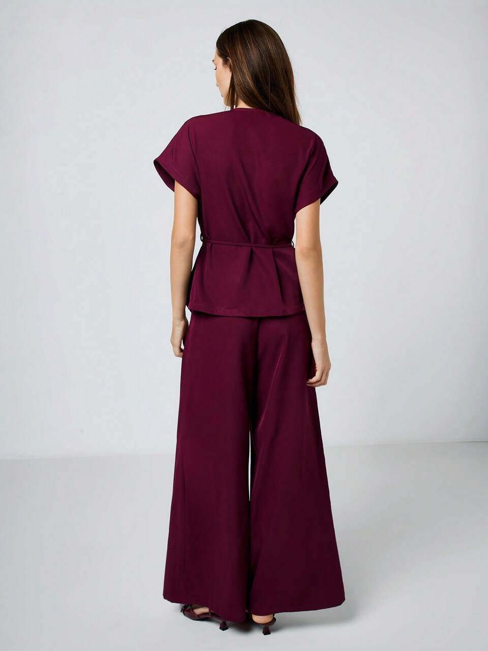 SHEIN Maija Women's Solid Color Minimalist Daily Short Sleeve Top And Pants Suit Pant Suit Summer Sets Co Ord Set Women