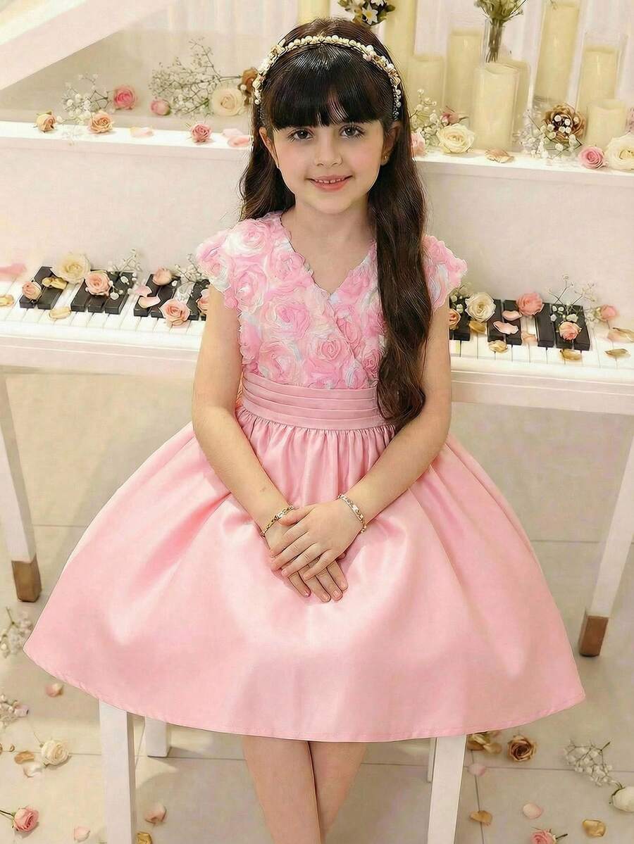 SHEIN Vestido casual de niña con tejido de unicolor y flores 3D - Rosa - Ver 1