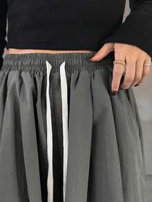 女士纯色深灰色褶裥阔腿裤，松紧腰带配撞色抽绳，宽松休闲百搭长裤 - 深灰色 - 查看 6